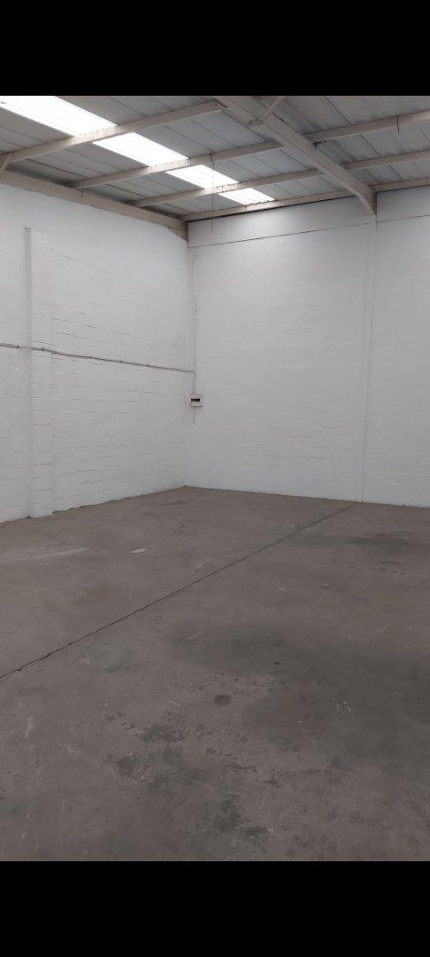 To Let commercial Property for Rent in Walmer Eastern Cape
